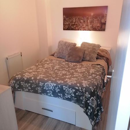 Rouvroy  Appt Moderne 50M2 Avec Terrasse 아파트 외부 사진